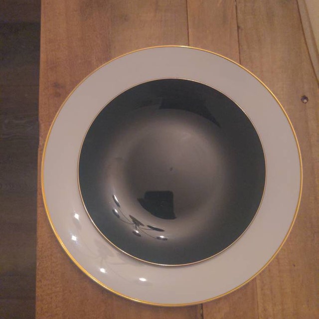 Blue Sky Organic White Disposable Plates - 10 Inch Square Gold-Rimmed Dinnerware Pack Of 10