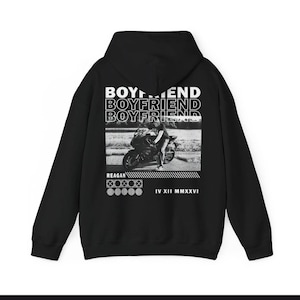 Taylor added a photo of their purchase