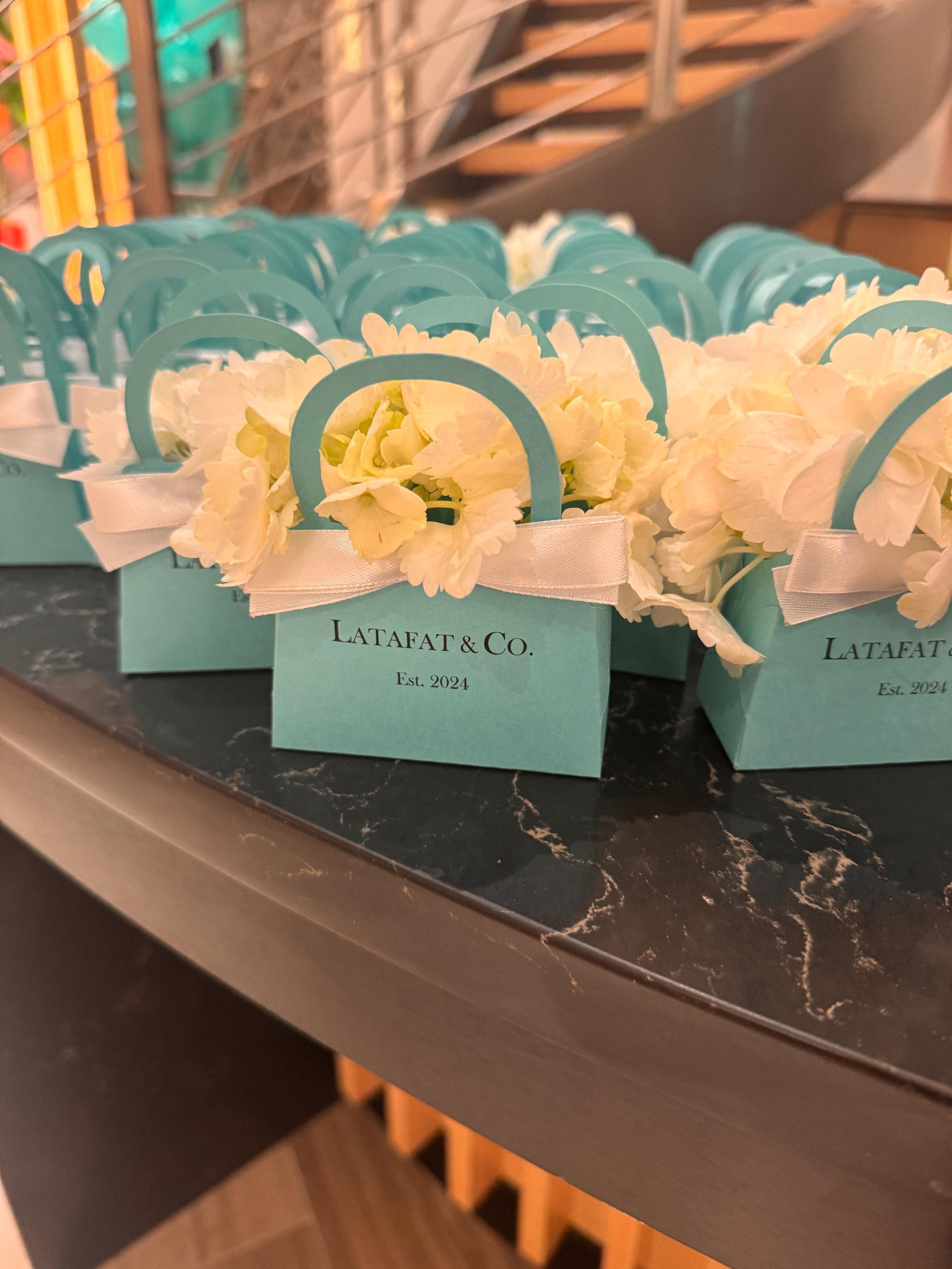 Personalisierte Mini-Geldbörse, Rotkehlchen-Ei-Farbe mit weißer Schleife. Babypartys, Brautpartys, Verlobungen, Sweet 16, Hochzeitssüßigkeiten, 10er-Set