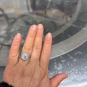 Idania added a photo of their purchase
