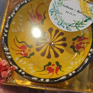Meenakshi lade till en bild av sitt köp