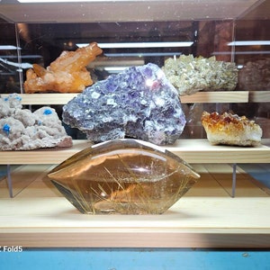 Vitrine Acrylique Réglable Avec Fond Miroir – Pour Collection Minéraux, Fossiles, Coquillages, Murale Ou Bureau (28 X 6,5 X 32,7 Cm)