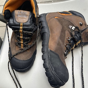 Felipe added a photo of their purchase