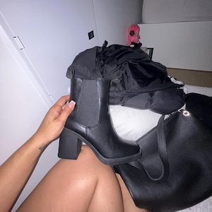 Alexis added a photo of their purchase