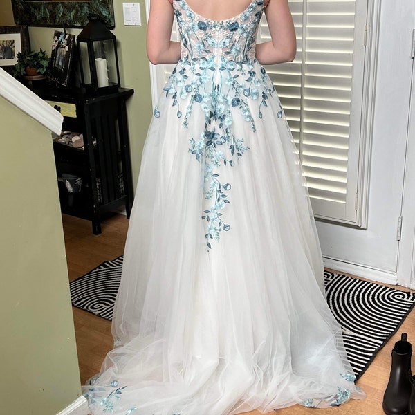 black formal wedding guest dress Amazon.com: VOUIAO Women Mermaid Prom Rhinestone Evening Colorful Flower Girls'long-sleeved dress Size:20.5