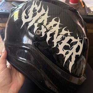 Victoria added a photo of their purchase