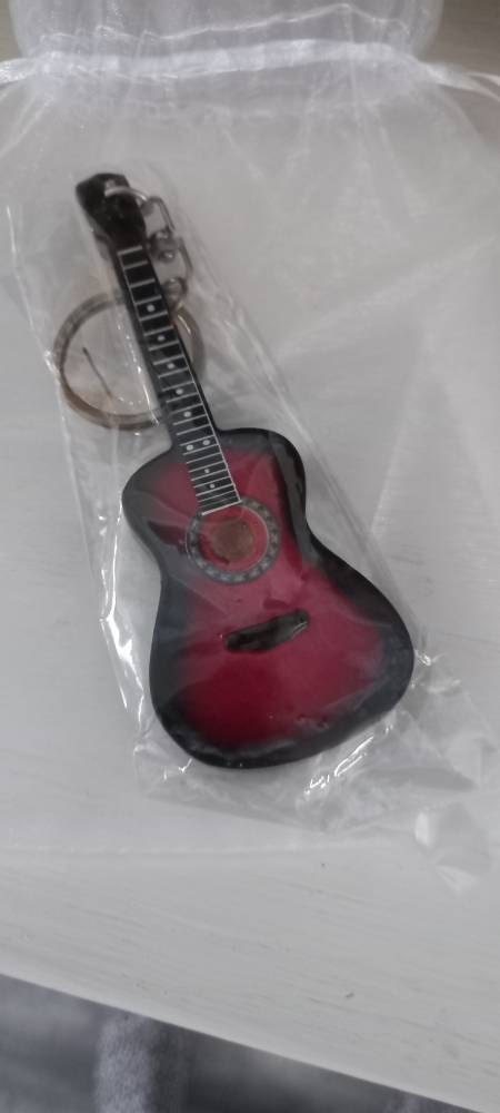 Personalized Name Handmade Mini Acoustic & Electric Guitar Keyring, Wooden Guitar Shape Keychain, Gift for Music Lover, Guitarist Gifts, Gift for Him/Her