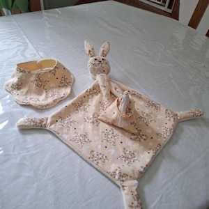 houssin added a photo of their purchase