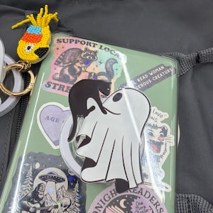 Deisy added a photo of their purchase