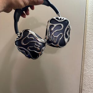 Victor added a photo of their purchase