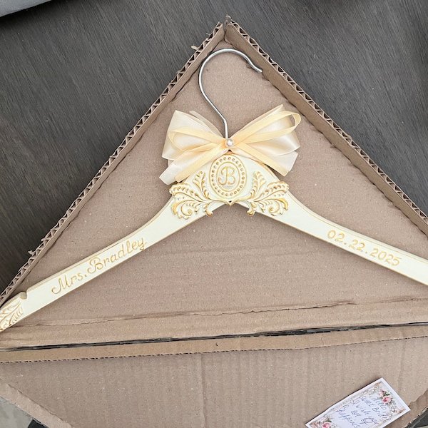 Bridal Dress Hanger With Name Bridal Dress Hanger With Name