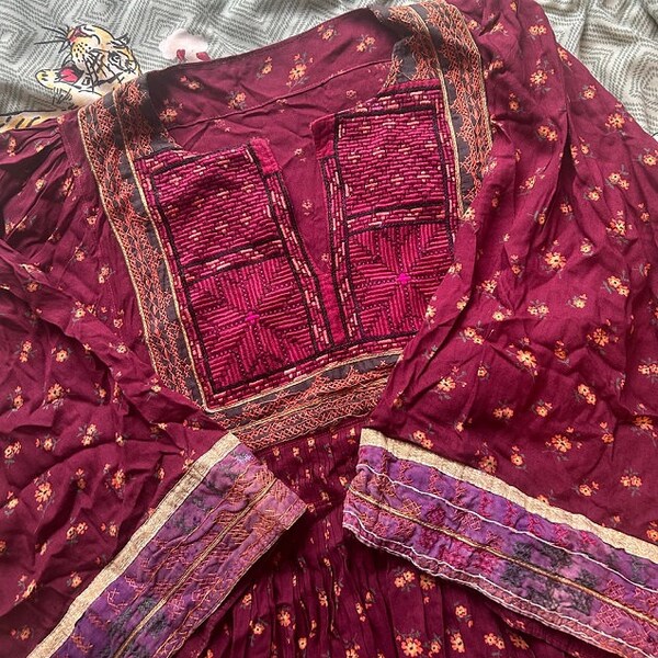 Image showcasing Scallop Art Deco Geometric - Mod Pastel wallpaper | Happywall