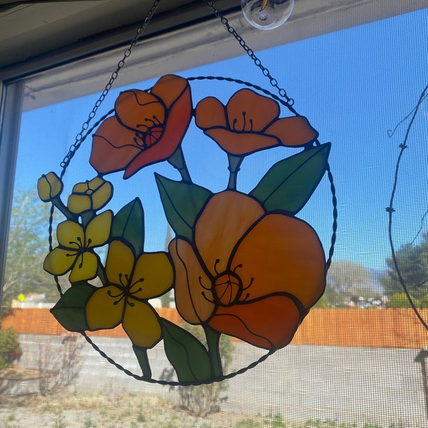 Vibrant Poppy Flower Suncatcher – 8x8 Inch Decorative Window Hanging, Multicolor