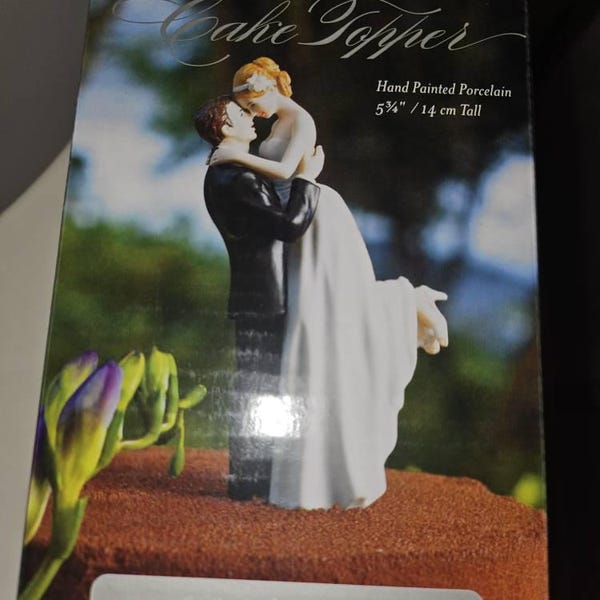 True Romance Interlocking Wedding Cake Toppers - Light Skin Tone Groom ...