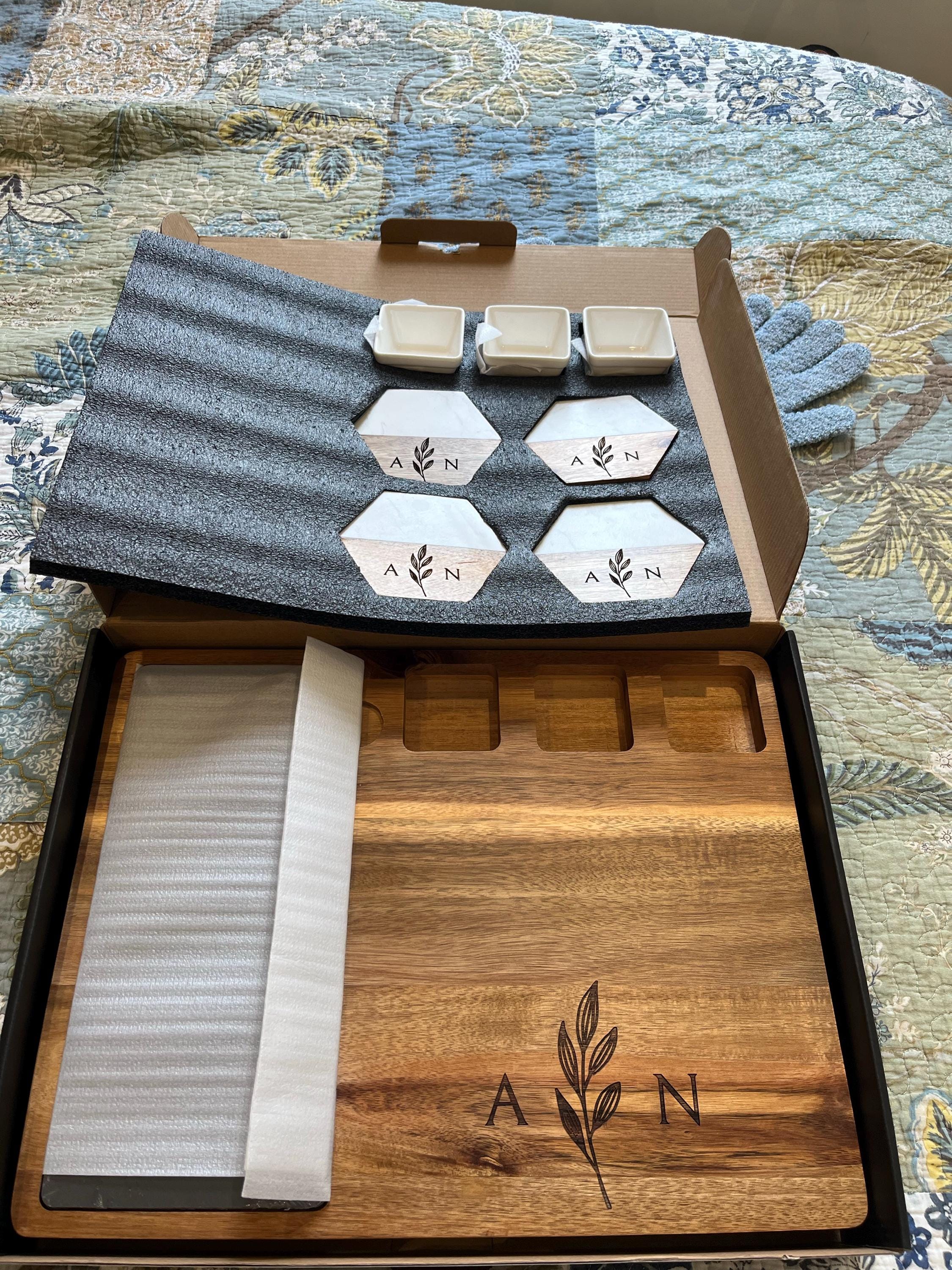 Charcuterie Board Personalized, Wedding Gift for the Couple Unique, Anniversary Gift, Housewarming Gift, Engagement Gifts Mother in Law Gift