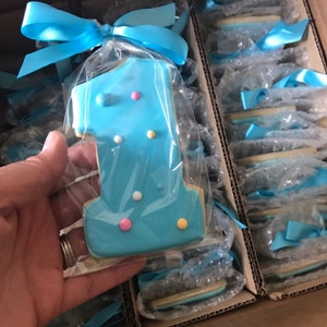 Vanessa added a photo of their purchase