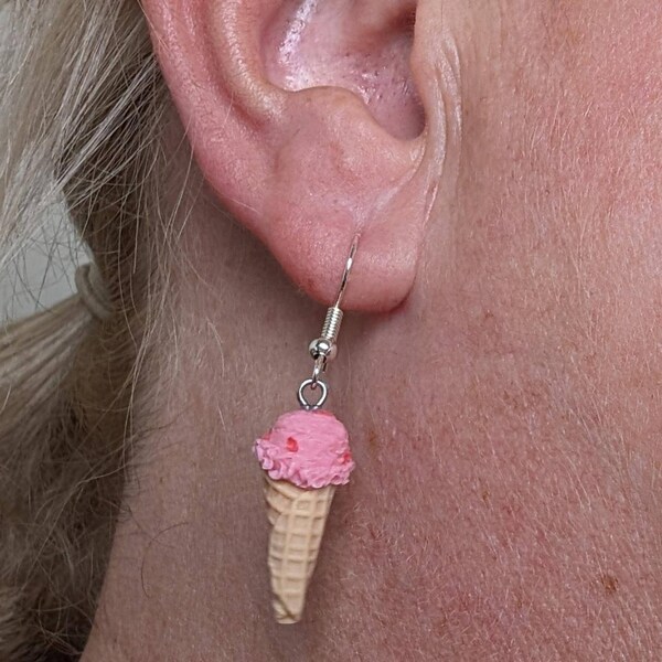Exclusive Brewster Ice Cream Earrings Mold main image 0