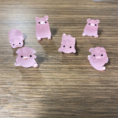 5 Pcs Cute Cat Figurines Playset, Realistic Mini Cute Car Ornament