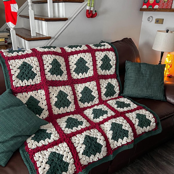 CROCHET PATTERN and Video / Christmas Tree Granny Square Blanket ...