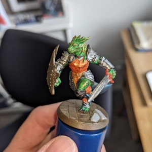 Dragonborn D – Miniatura Artisan Guild Per Dungeons And Dragons – Fantasy