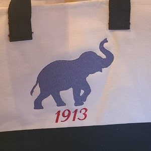 Shawna added a photo of their purchase