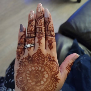 Ushna added a photo of their purchase