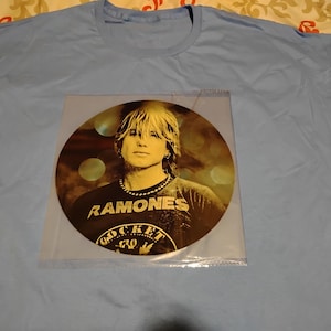 ROBYN added a photo of their purchase