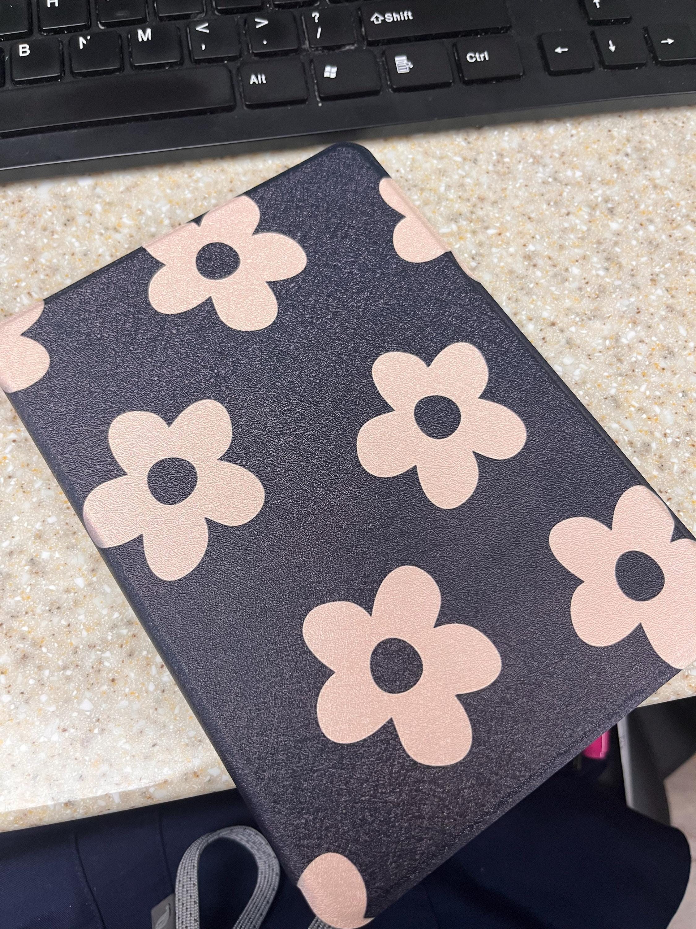Minimalist Flowers Blossom 2024 Kindle Case Cover Kindle Paperwhite Case 12th Generation All Model Personalized Gifts for Her