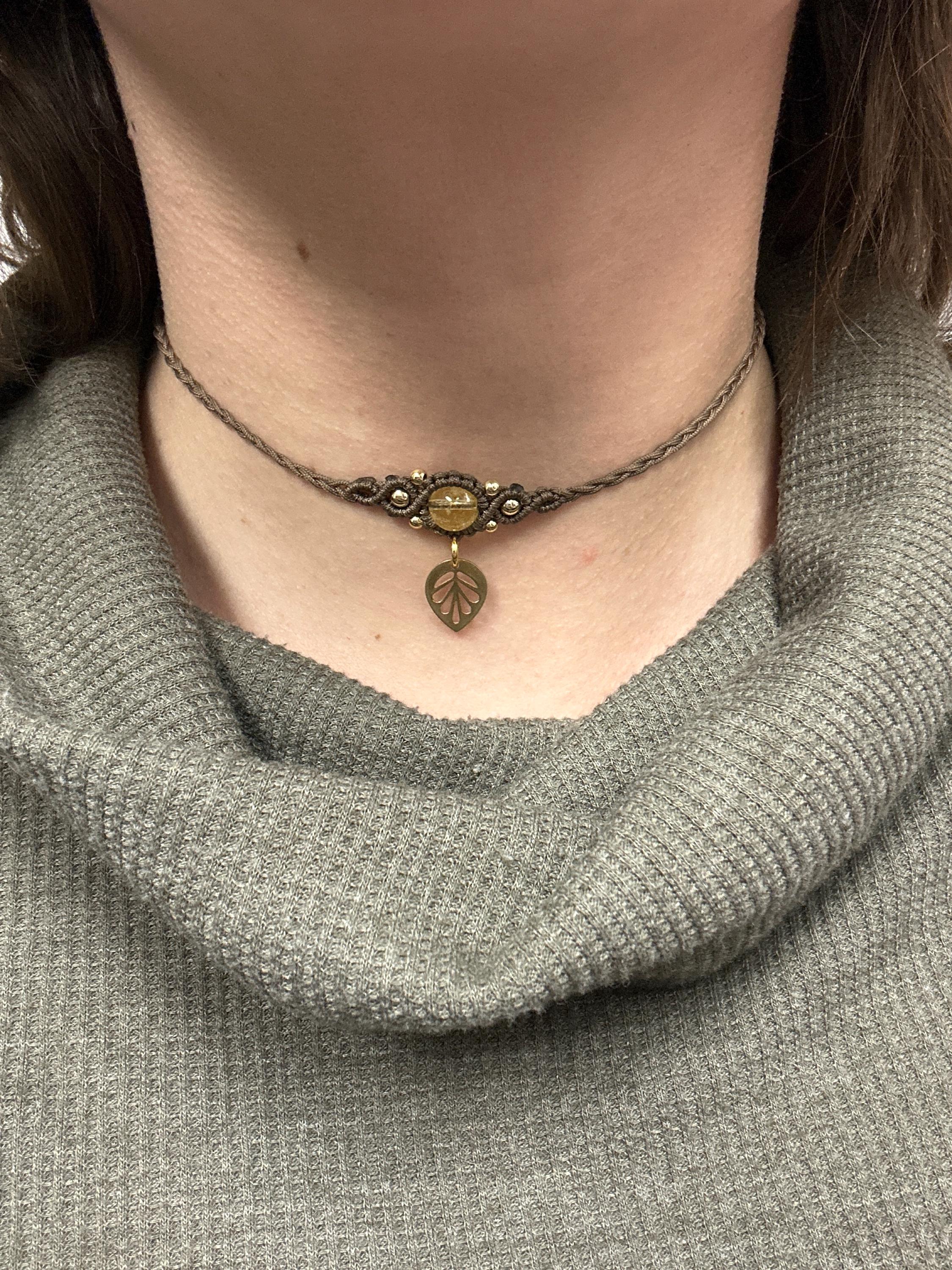 Leaf - Healing Crystal Macrame Choker, boho hippie choker necklace, bohemian jewelry, leaf jewelry, customizable choker, elven jewelry