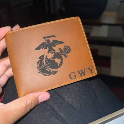 Personalised England Flag Leather Wallet – Bifold With RFID, Coin Pocket, Gift Tin – Gwegifts