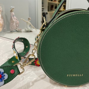 lv green strap bag｜TikTok Search