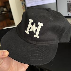 Roberto added a photo of their purchase