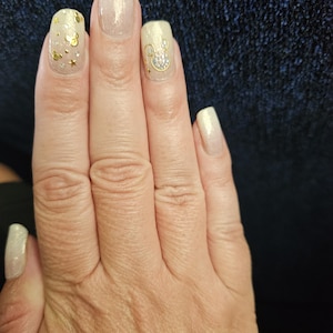 Elizabeth added a photo of their purchase