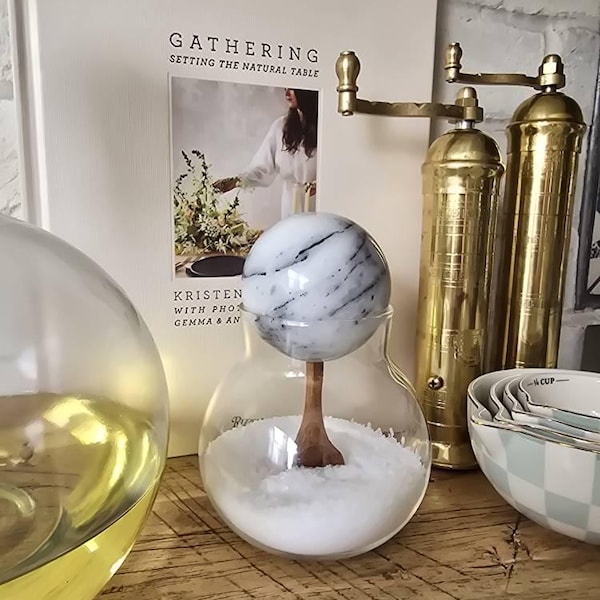 Spherical Jar Decorative Spherical Glass Container/jar With White Marble, Red Marble ...