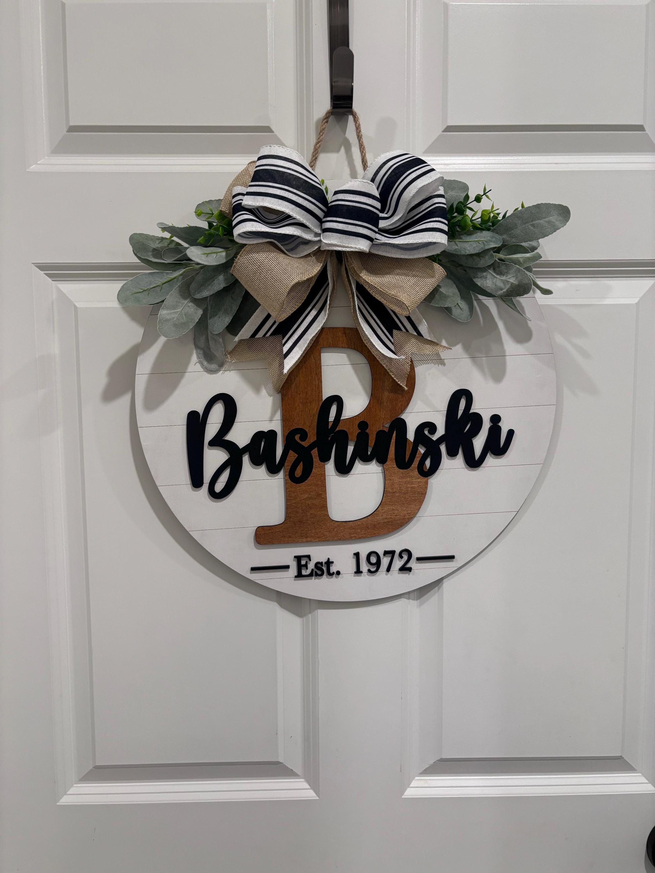 Last name front door sign|Last name door sign|Welcome sign|Last name sign|Welcome sign with last name|Family name door sign|Family wood sign