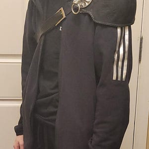 Cloud Strife Fenrir wolf: Final Fantasy 7 Advent Children