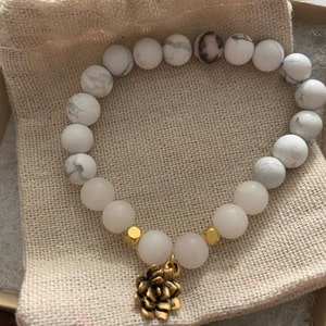 Taylor added a photo of their purchase