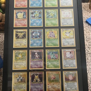 遊戯王・ポケモン・MTG トレーディングカードセット 20枚のトレーディングカードフレーム（オプションのUV保護付き）MTG