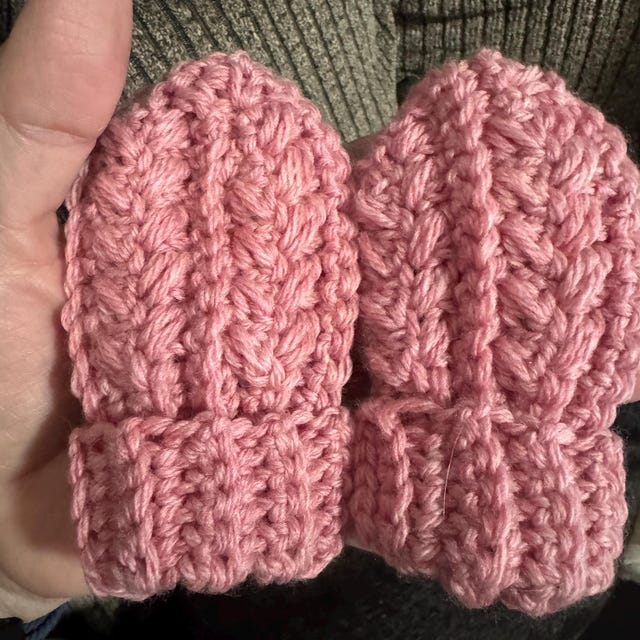 A customer's finished Winter Wheat Stitch Flat Mittens Crochet Pattern (Digital PDF)