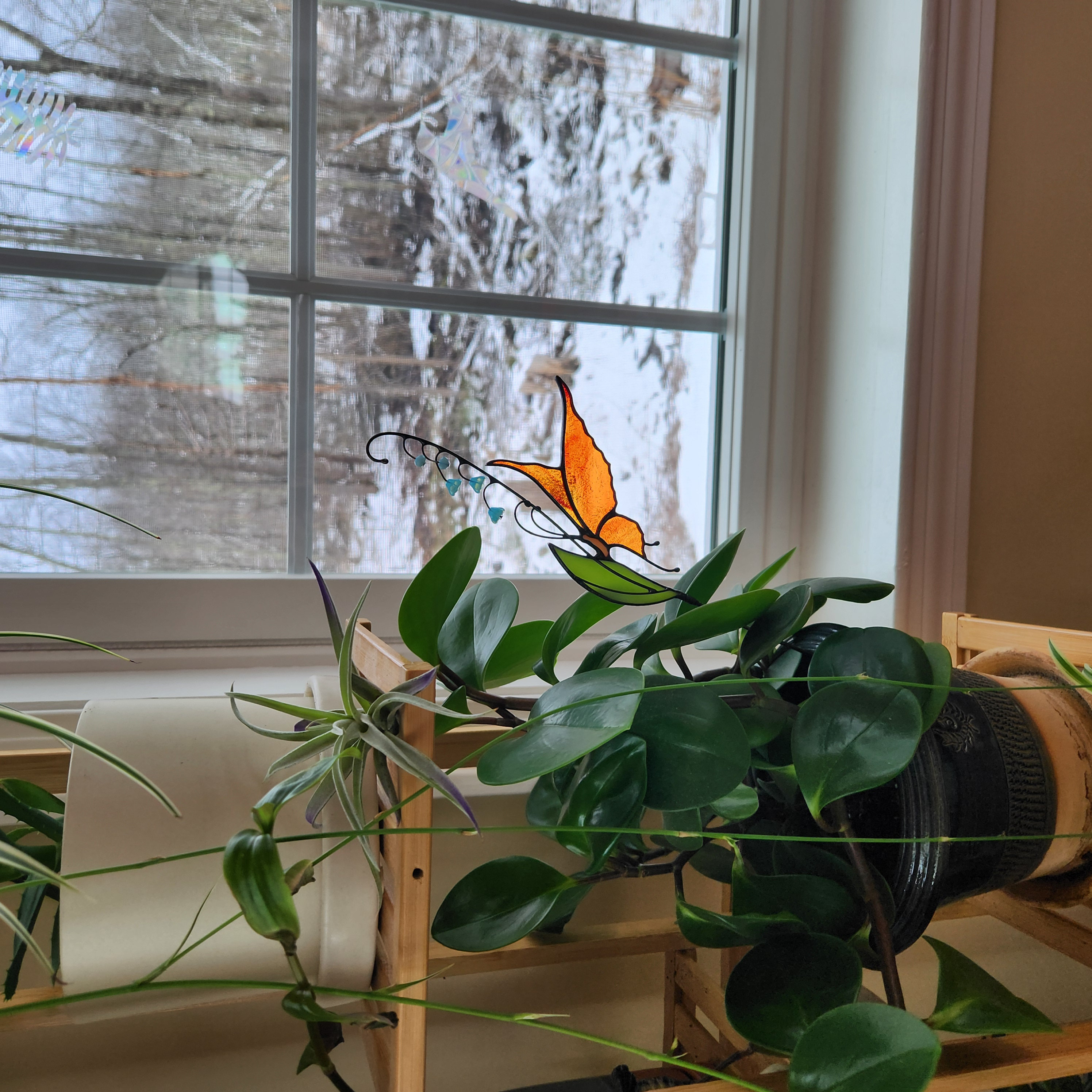 Stained glass Butterfly decor - Garden stake and Suncatcher 2 in 1 - Butterfly plant stake on metal rod - Thank You Gift for Mom