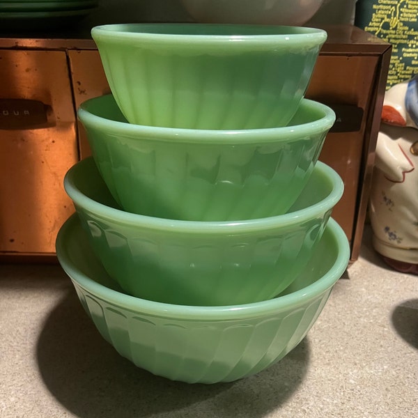 Set of 3 Pyrex Mixing Cinderella Bowl Display Stands 3D Set of 3 Pyrex Mixing Cinderella Bowl Display Stands 3D