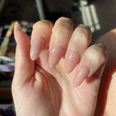 Nude Shimmer Cateye Press on Nail Set With Prep Kit - Etsy