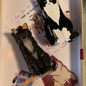 Amandine added a photo of their purchase