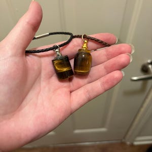Veronika added a photo of their purchase