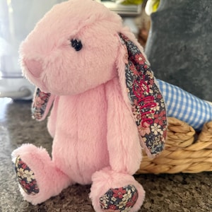 Kaitlyn added a photo of their purchase
