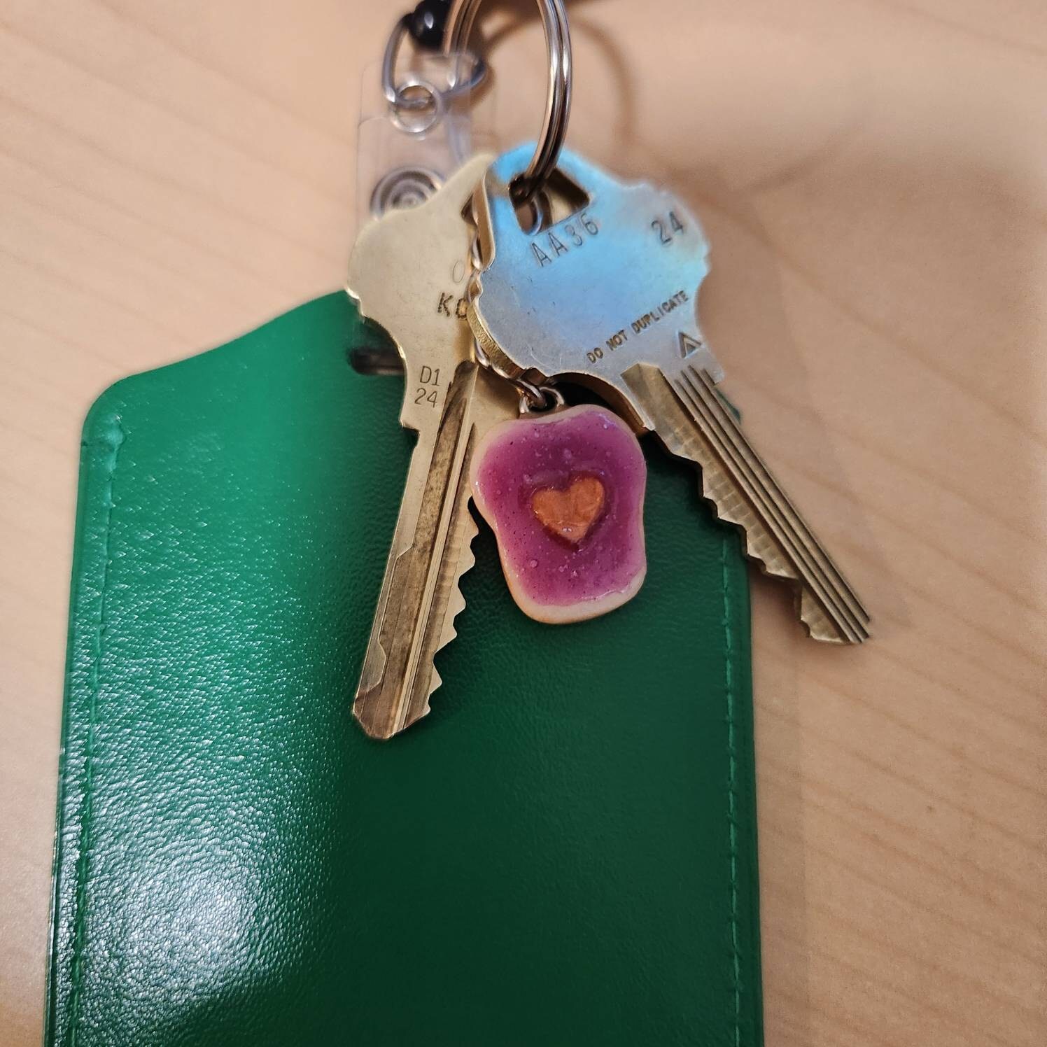 Peanut Butter and Jelly Heart Keychain Set, Grape, Best Friend&#39;s Keychains (or Phone Charms), Great Gift for Mom, Daughter, Sister, Cute :D