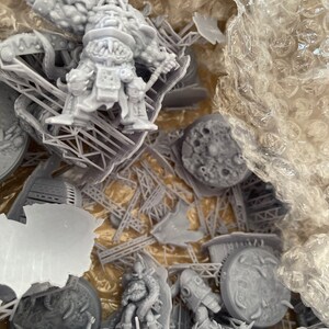 Lot De 3 Miniatures Excess Freaks - Style Wild Mesh/Sci-Fi Pour Jeux De Plateau