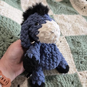 Kaylie added a photo of their purchase