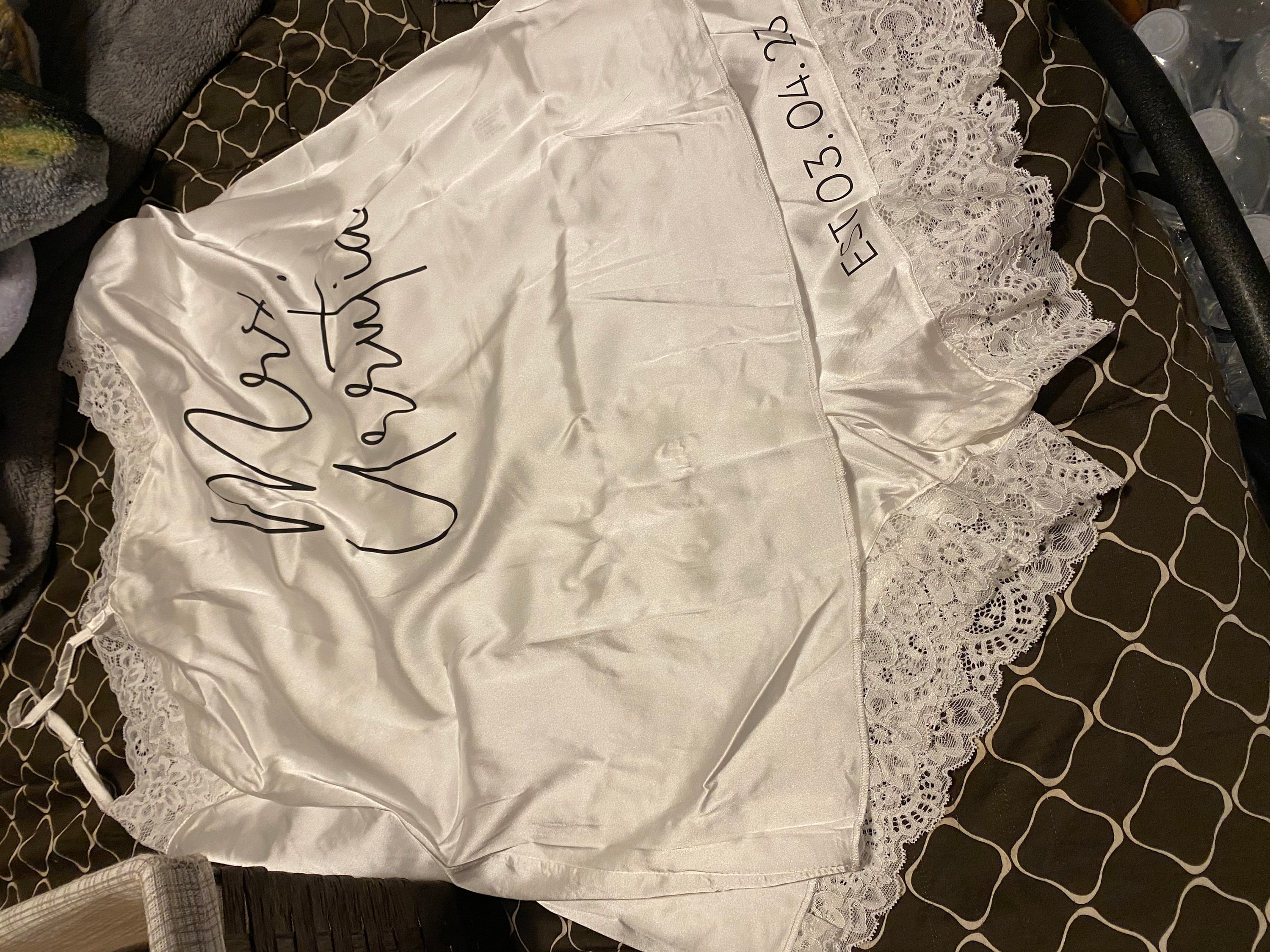 Personalised Lace Bridal Outfit, Lace Bride Pajamas, Bride Lacey Pjs, Honeymoon Outfit, Bride Gift, Mrs. Gift, Bridal Shower Gift Set, Bride Lingerie