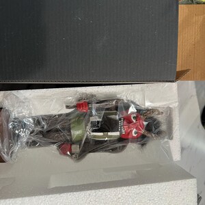Lelyand added a photo of their purchase